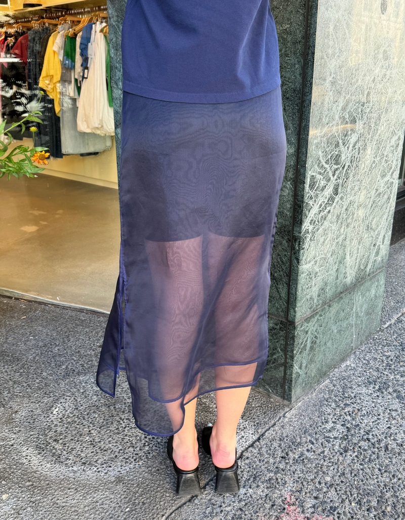 The Organza Simple Skirt in Navy