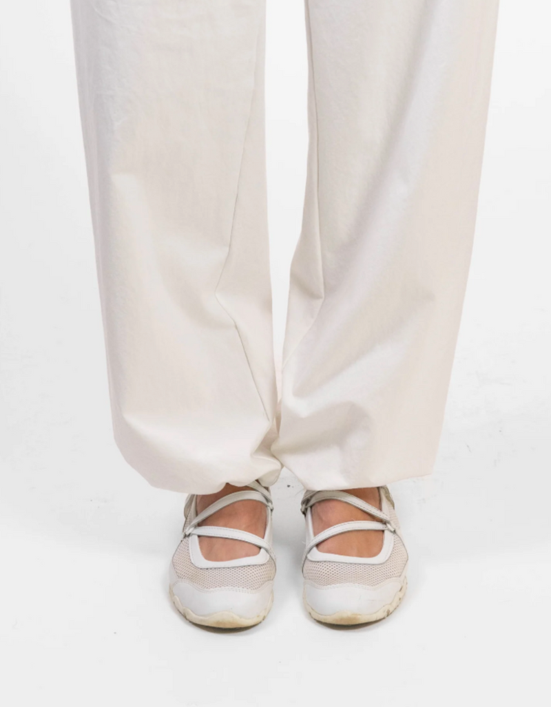 Camino Pant in White