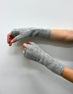 Fingerless Mittens in Fog