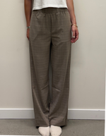Maira Trousers in Mid Brown Melange