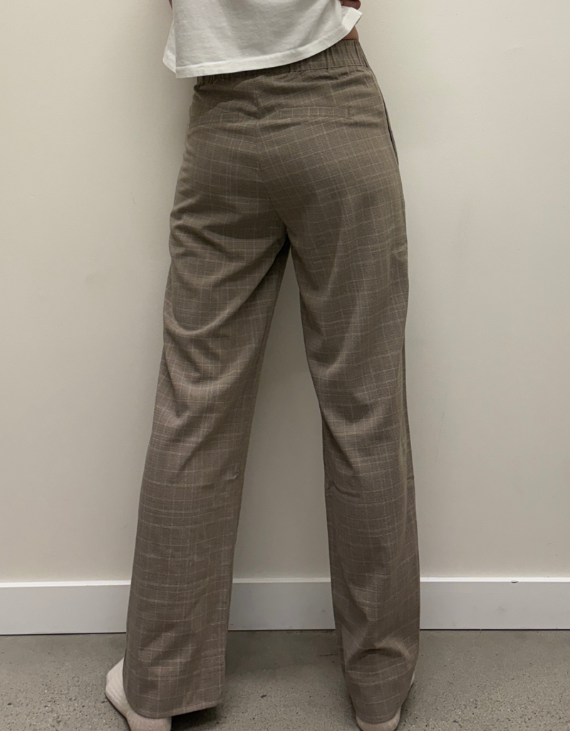 Maira Trousers in Mid Brown Melange