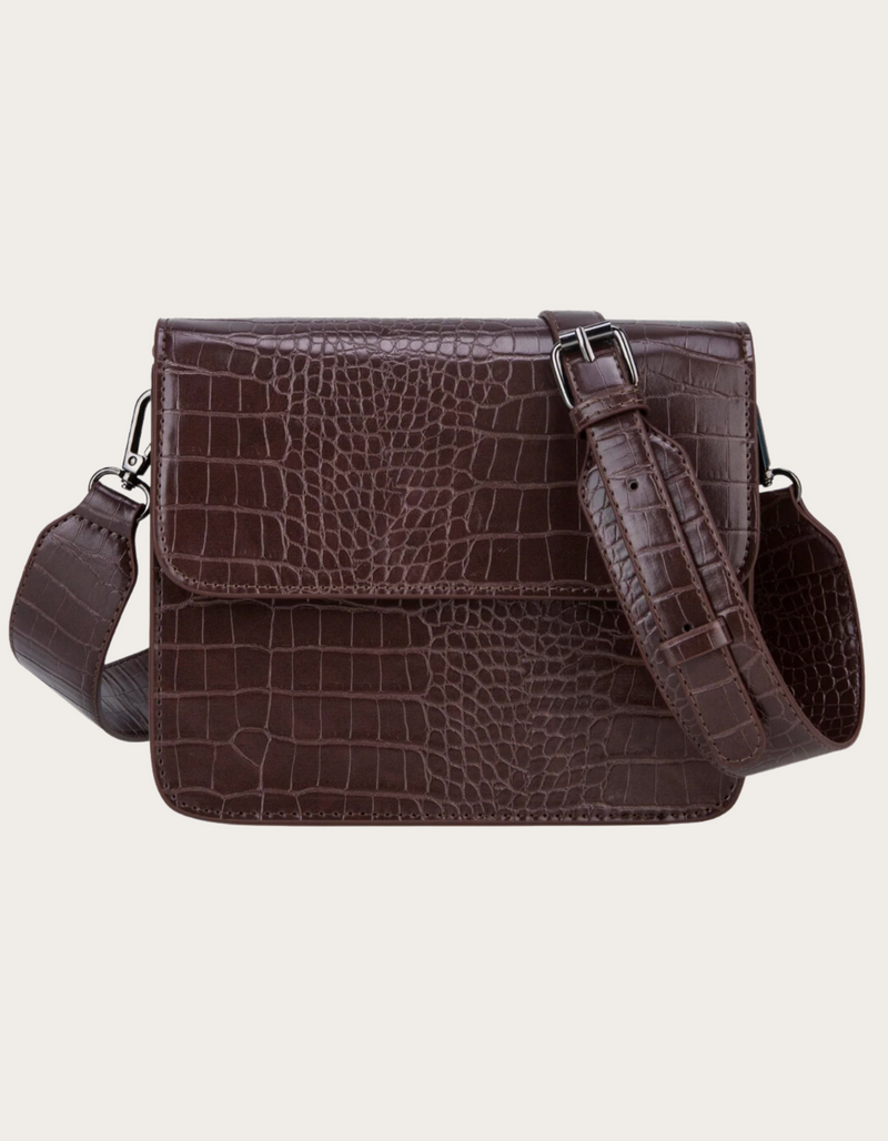 Cayman Trace Bag in Chocolate Brown