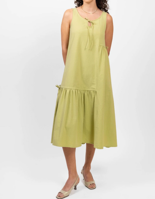 Patio Dress in Pear