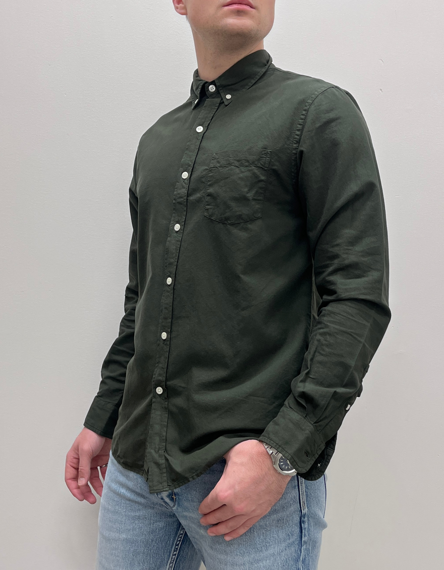 Organic Button Down Shirt in Hunter Green