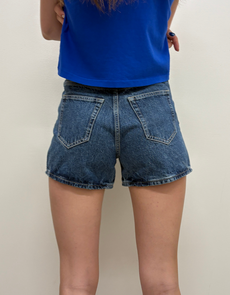 Nora Shorts in Stream Mid Retro