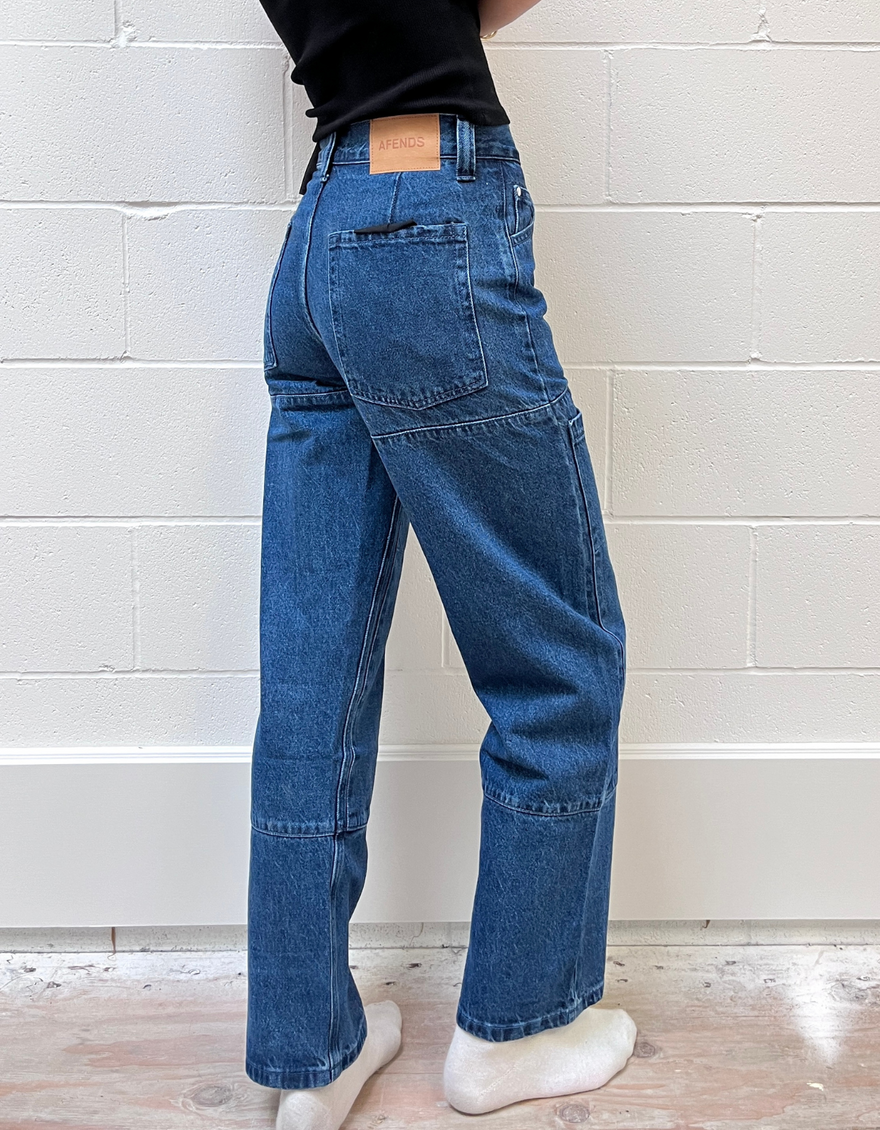 Moss Carpenter Jean in Authentic Blue