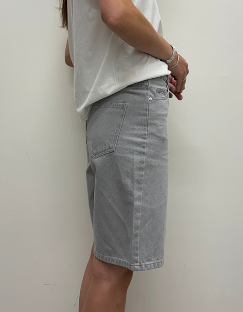 Esso Bermuda Shorts in Light Grey Denim