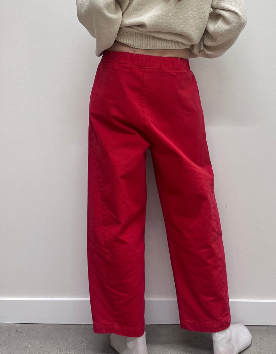 Arc Pants in Crayon Red