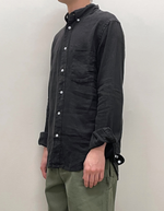 Colt Linen Shirt in Caviar