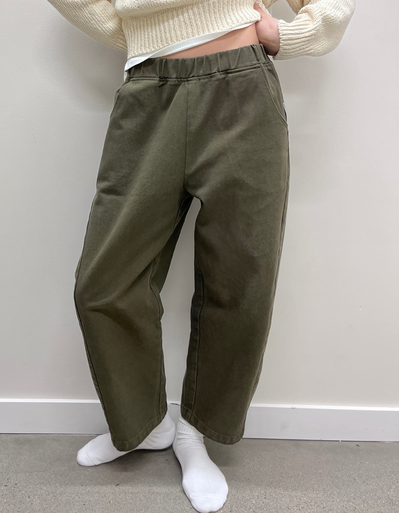 Arc Pants in Olive