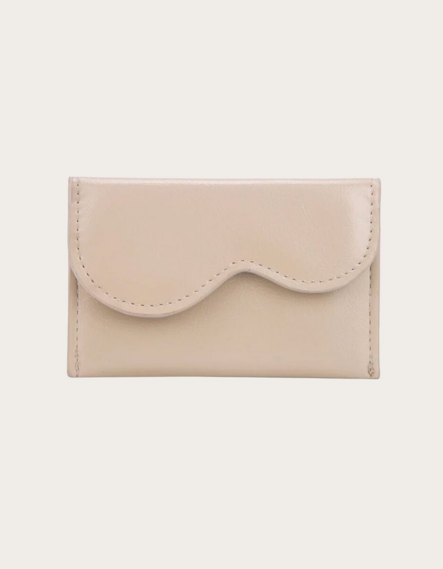 Wallet Wave Soft Structure in Light Nude