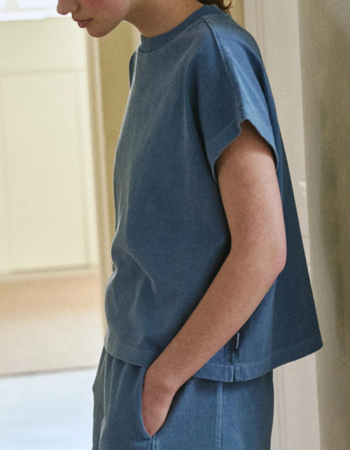 Jeanne Tee in Cornflower