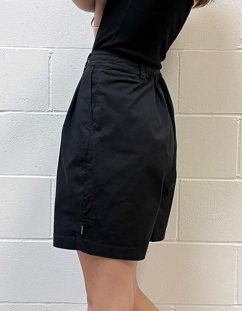 Brakes Pleated Shorts in Black