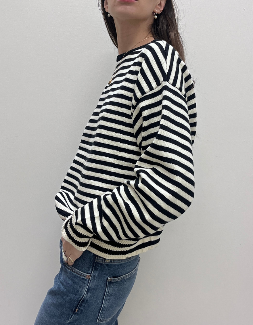 "I can't believe it's not vintage" Crewneck in Black Stripe