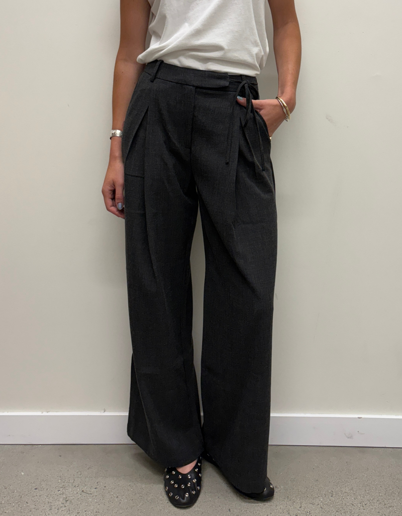 Gunli Pants in Dark Grey Melange