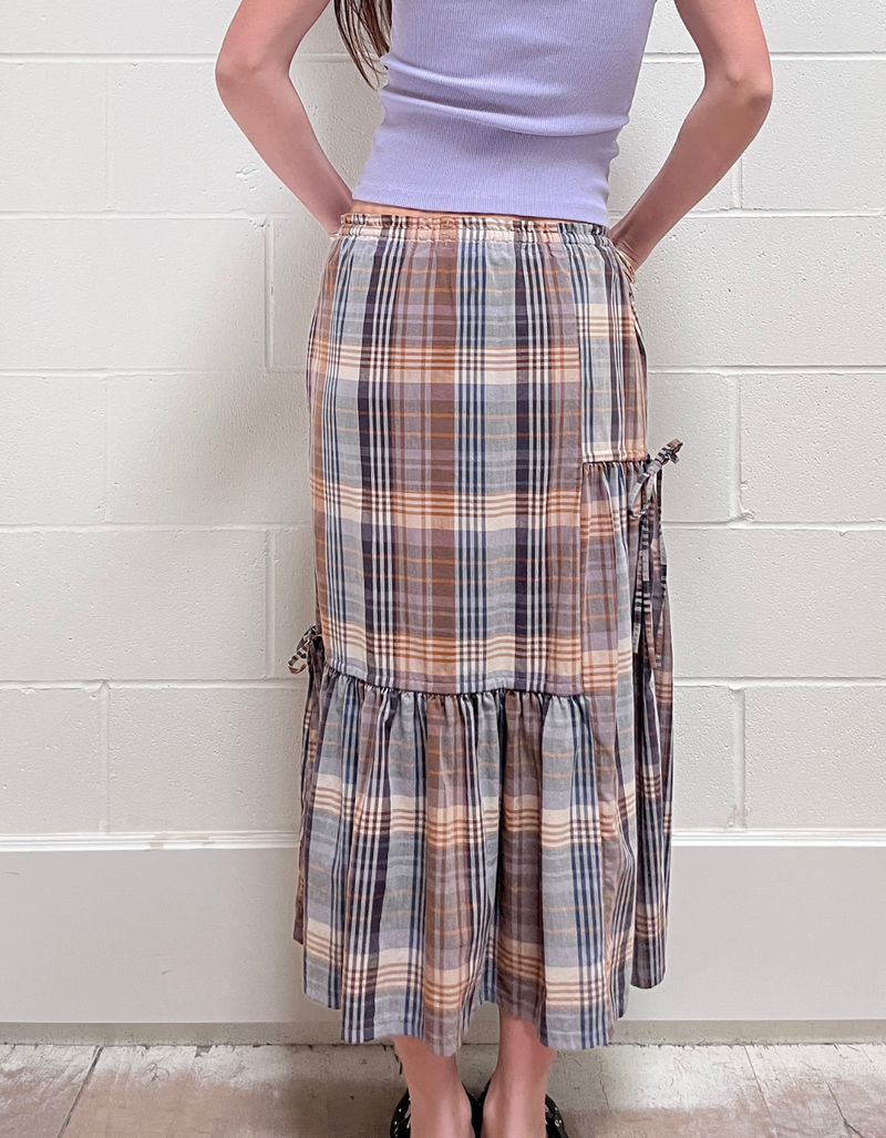 Museum Skirt in Plaid