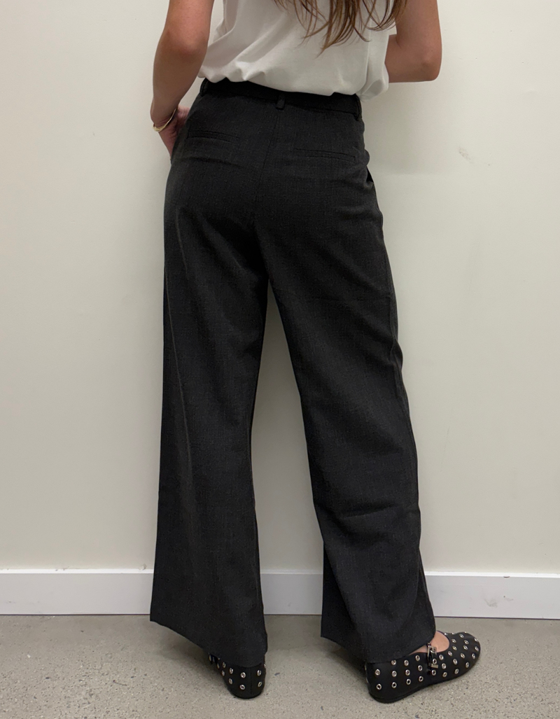 Gunli Pants in Dark Grey Melange