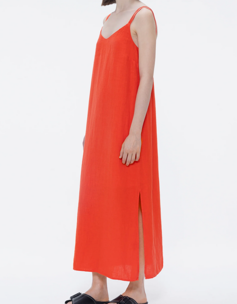 Canyon Midi Dress in Red