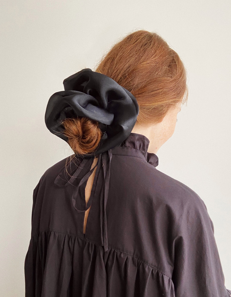 XXL Oversized Organza Scrunchie in Black