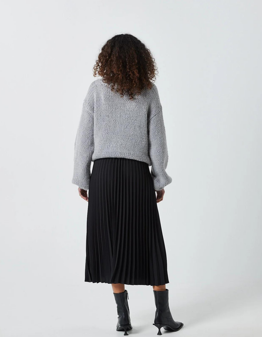 Filina Midi Skirt in Black