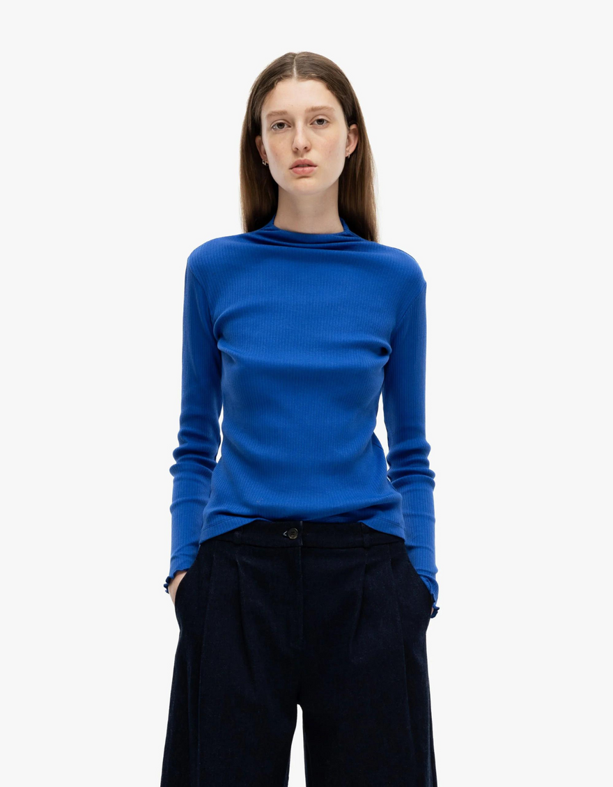 Upside Down Turtle Rib Tee in Blue