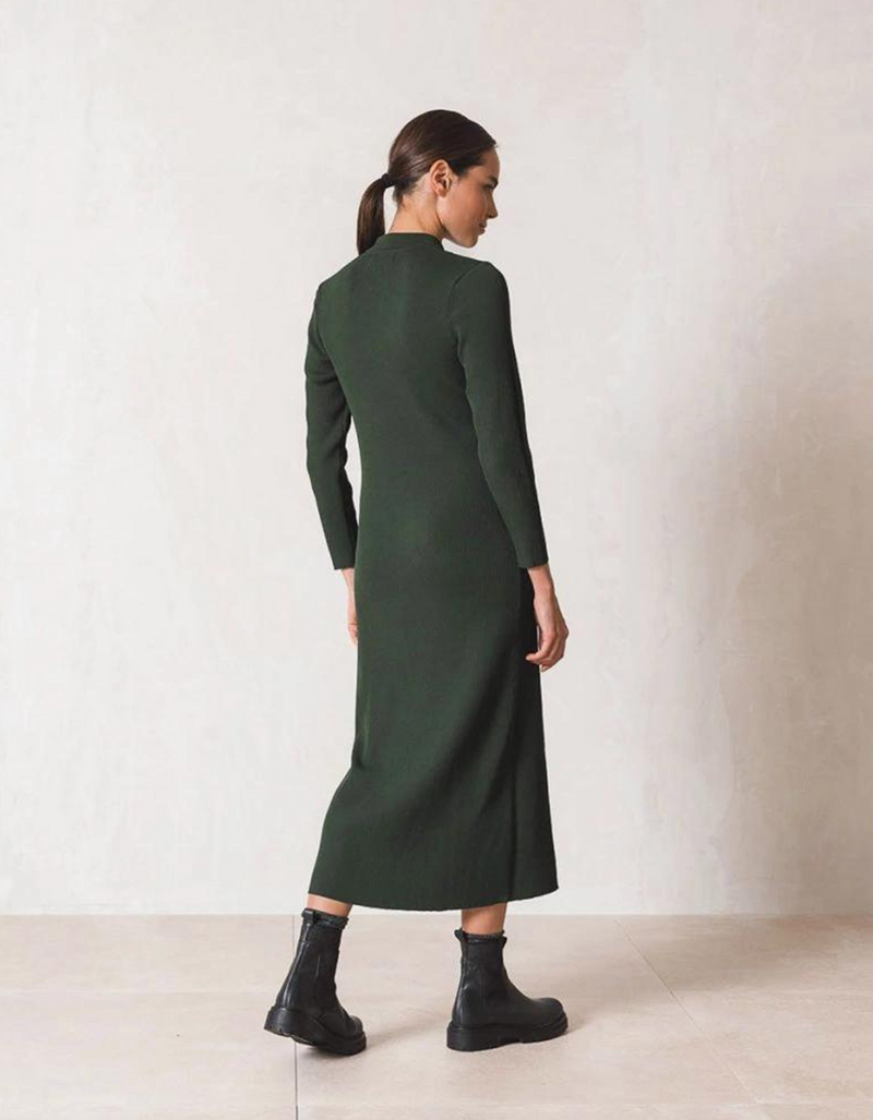 Henley Midi Dress in Verde Bosque