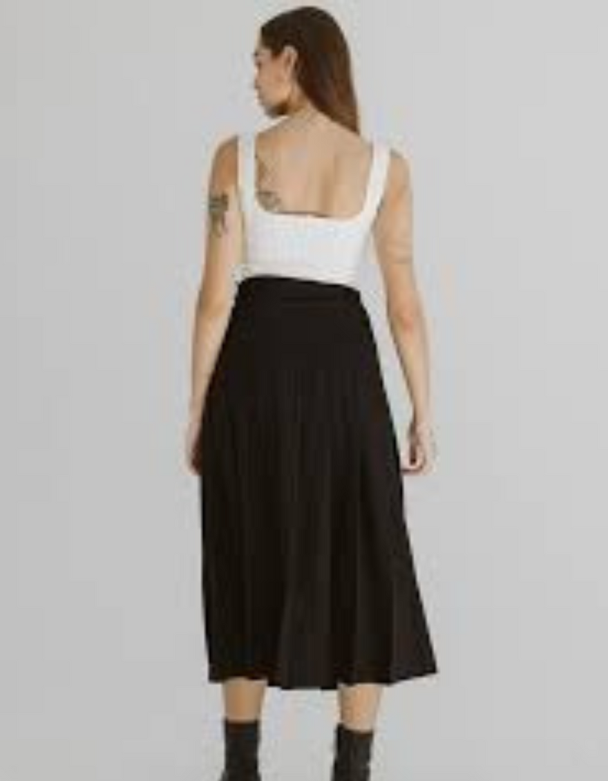 The Hazel Skirt in Black