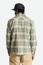 Bowery Stretch Water Resistant Flannel in Trekking Green/Oatmilk