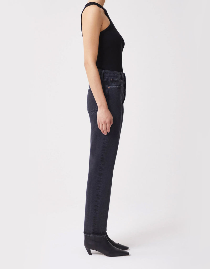 90 s Pinch Waist Jeans in Black Tea Still Life