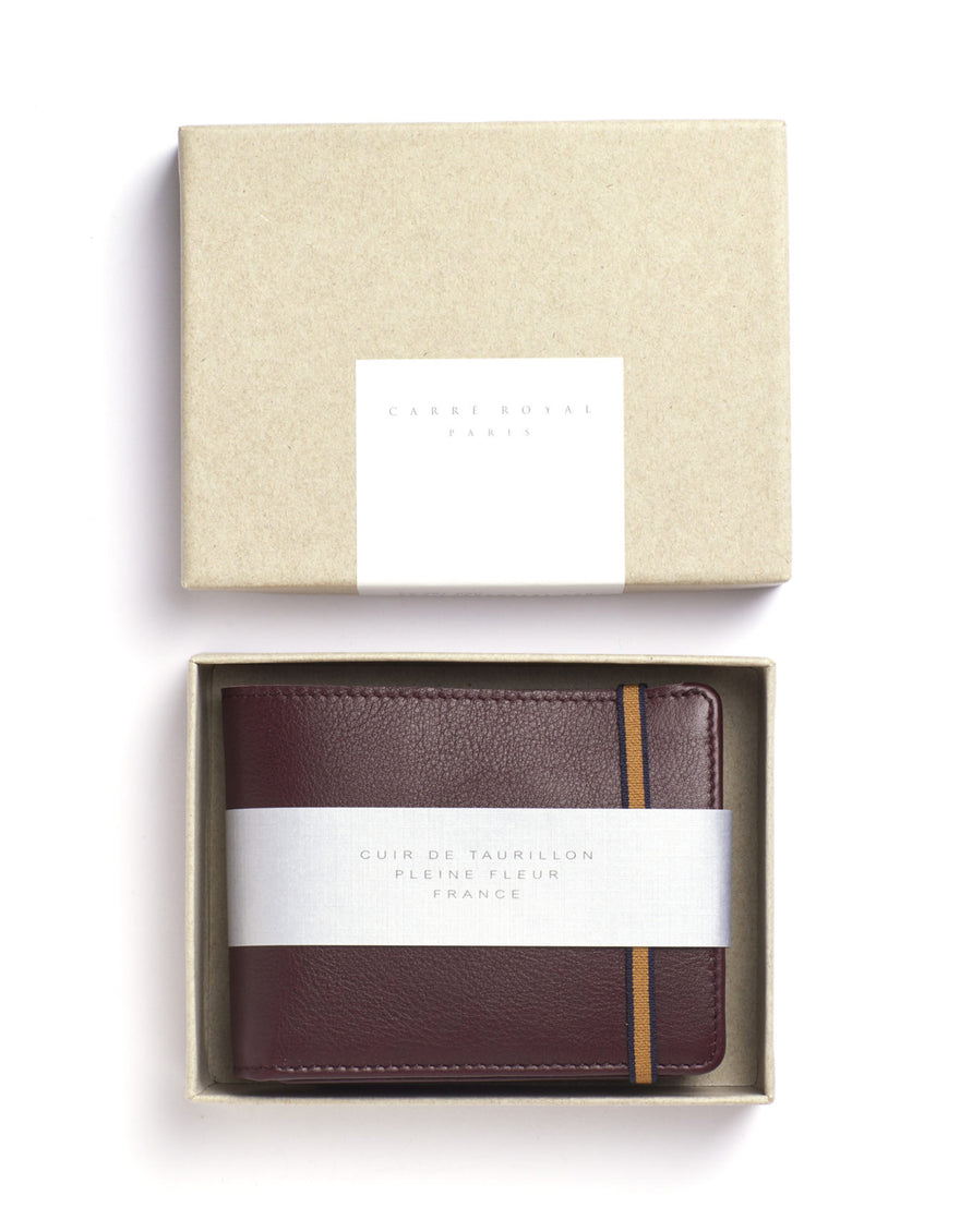 Minimalist Wallet with Coin Pocket in Burgundy