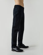 Lou Slim Jeans 32L in Reverent Black