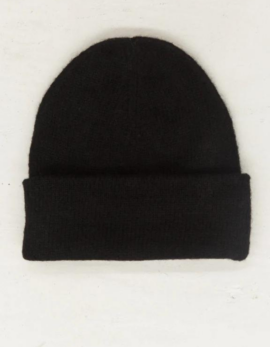 Andes Beanie in Black